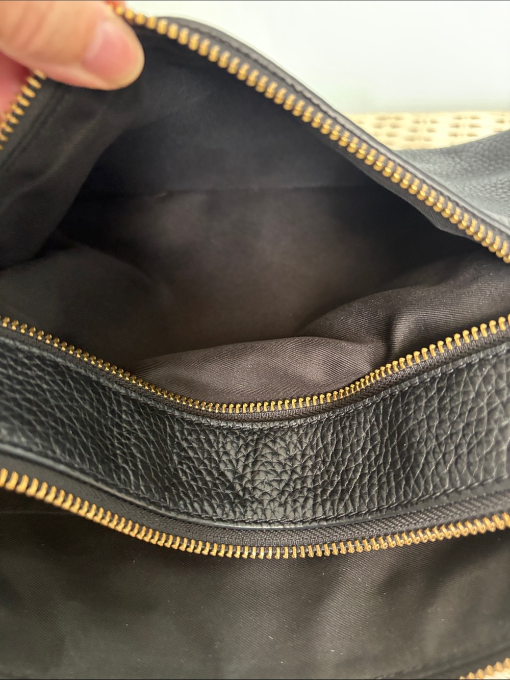 Fossil Kinley Black Pebbled Leather Crossbody Bag - Picture 7 of 9